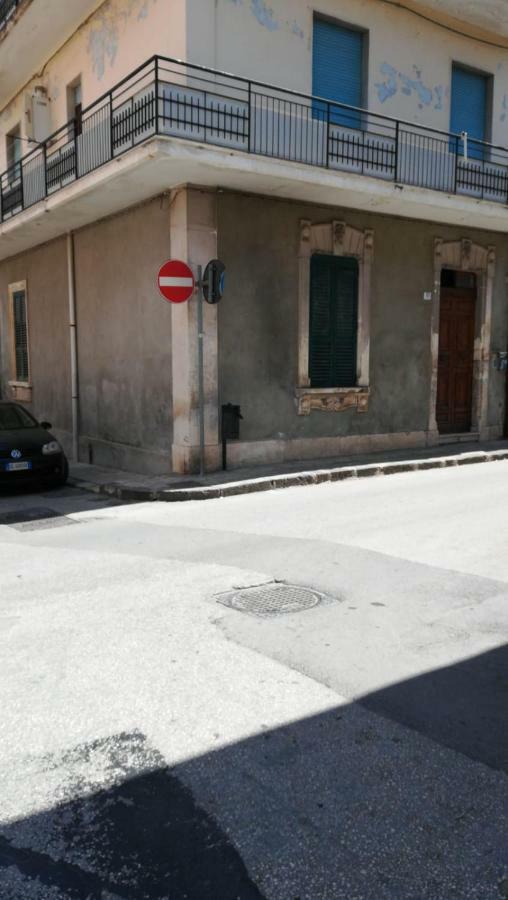 Azzurra Διαμέρισμα Solarino Εξωτερικό φωτογραφία